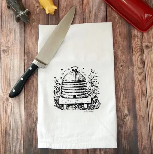 Honey Bee & Wildflower Kitchen Towels: Cute gifts, made in the USA!